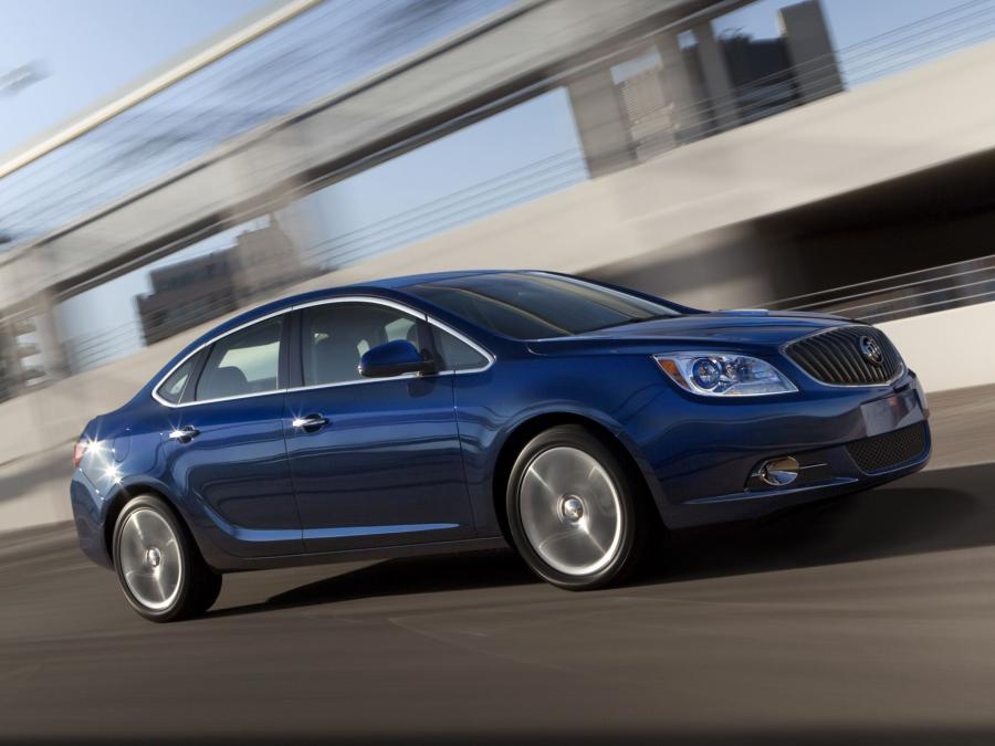  Buick Verano Turbo 2012 года  (фото 6 из 13)
